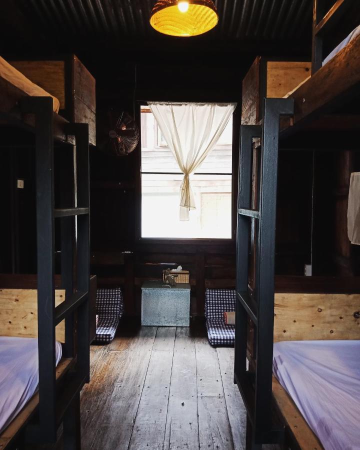 Iamwarin Mini Hostel Warin Chamrap Ngoại thất bức ảnh