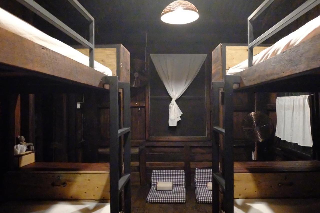 Iamwarin Mini Hostel Warin Chamrap Ngoại thất bức ảnh