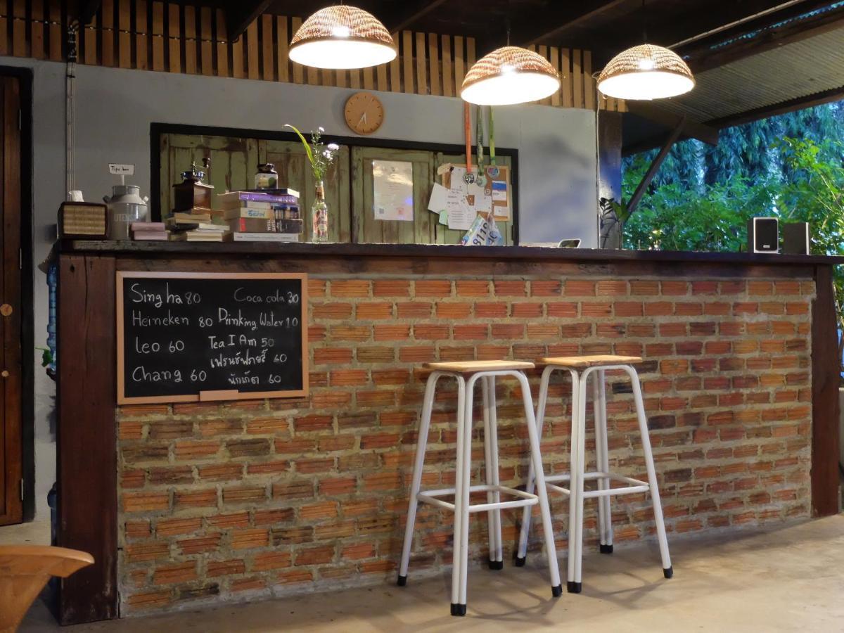Iamwarin Mini Hostel Warin Chamrap Ngoại thất bức ảnh