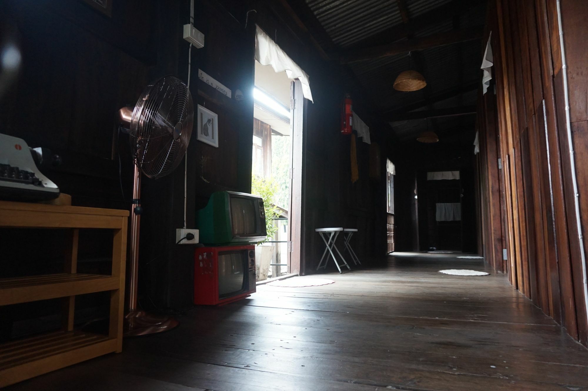 Iamwarin Mini Hostel Warin Chamrap Ngoại thất bức ảnh