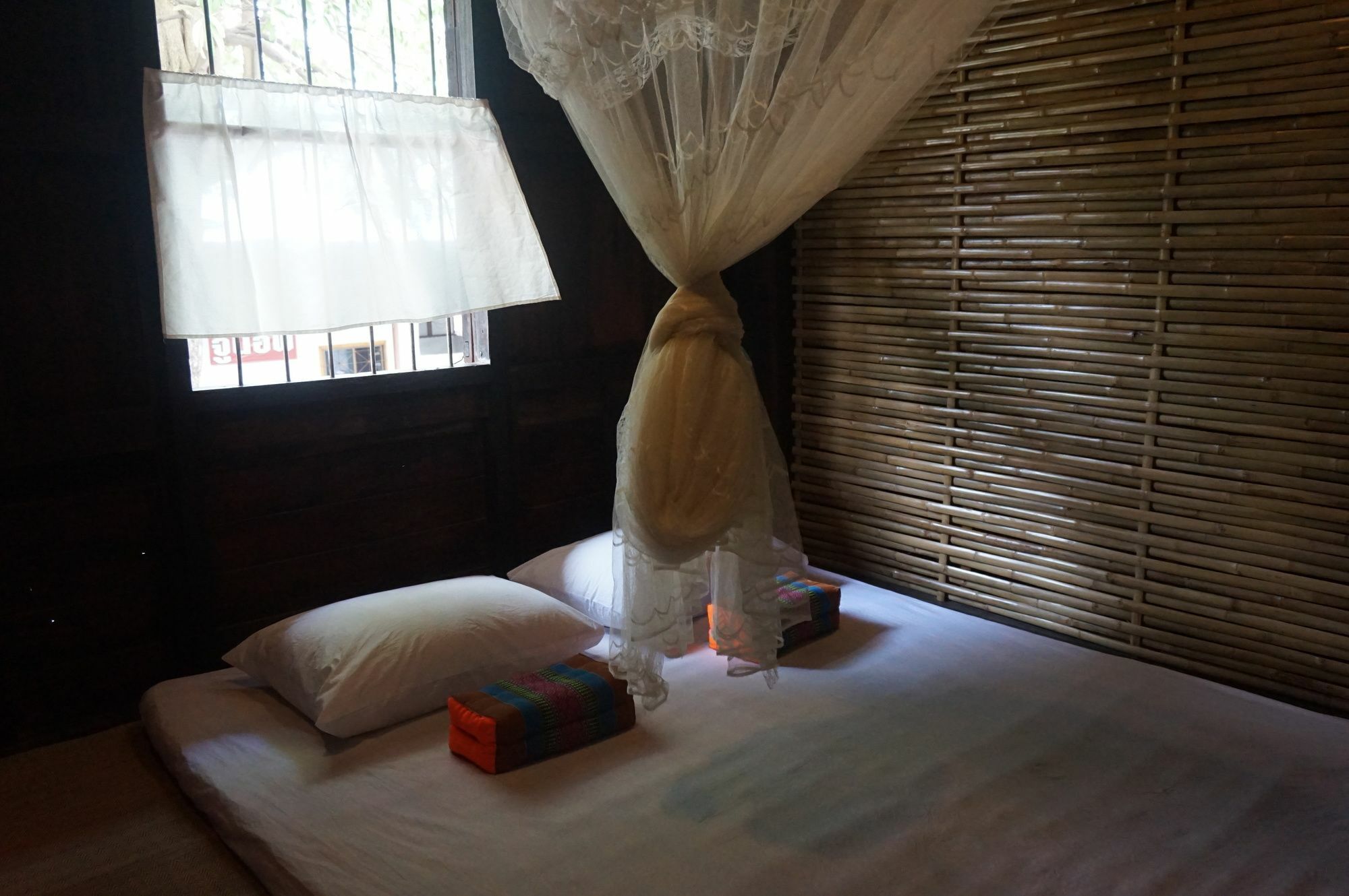 Iamwarin Mini Hostel Warin Chamrap Ngoại thất bức ảnh